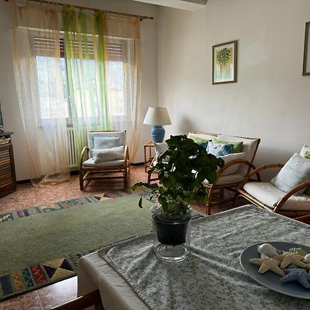 דירות אולה Lunigiana E Mare מראה חיצוני תמונה